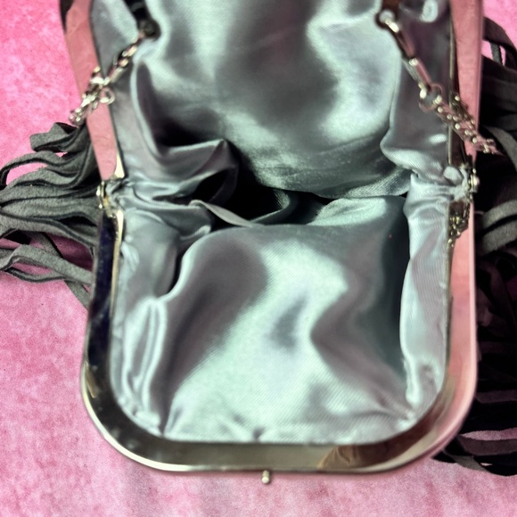 259. Fringe Evening Bag Rhinestone Clasp Shoulder Bag